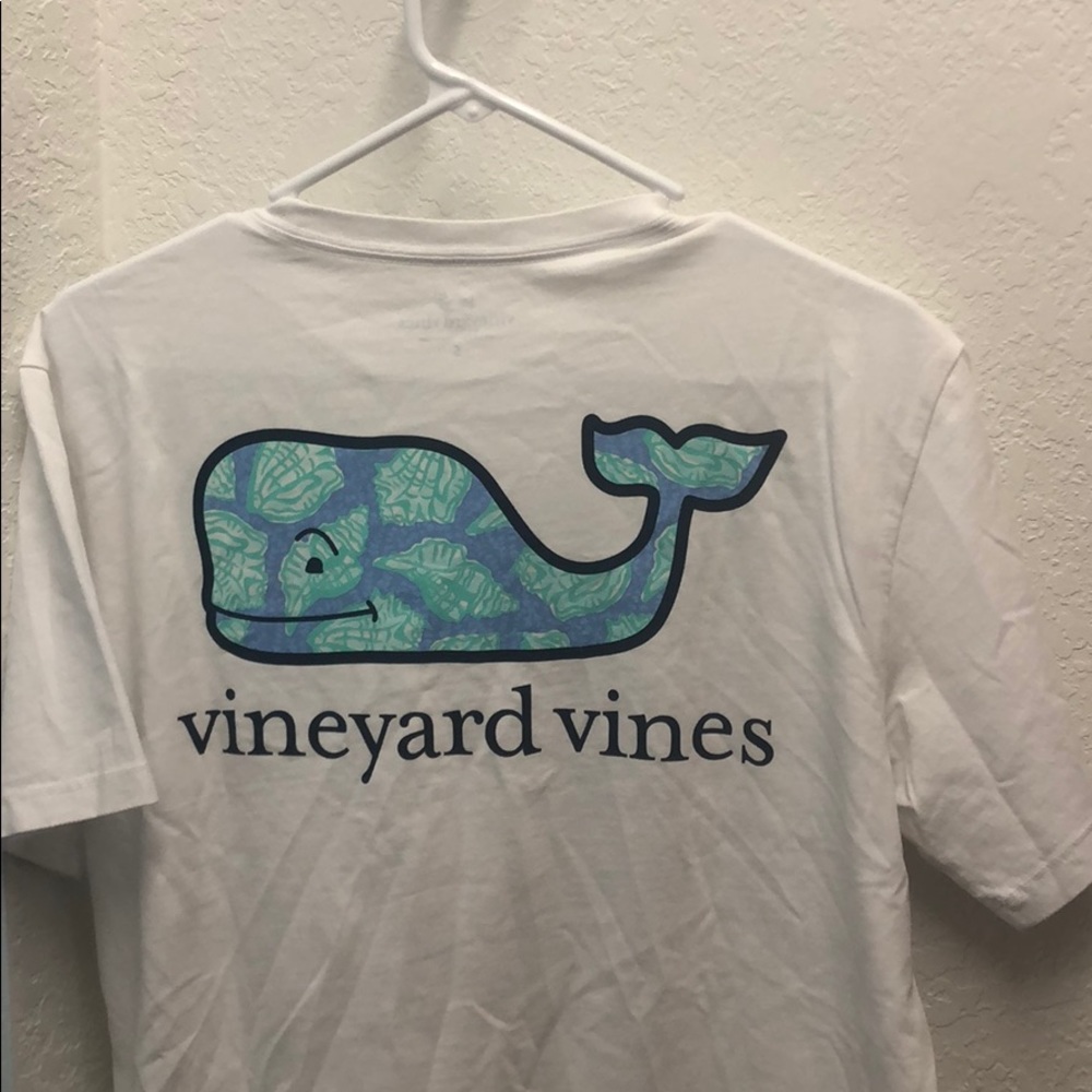 Vineyard Vines Men’s t shirt